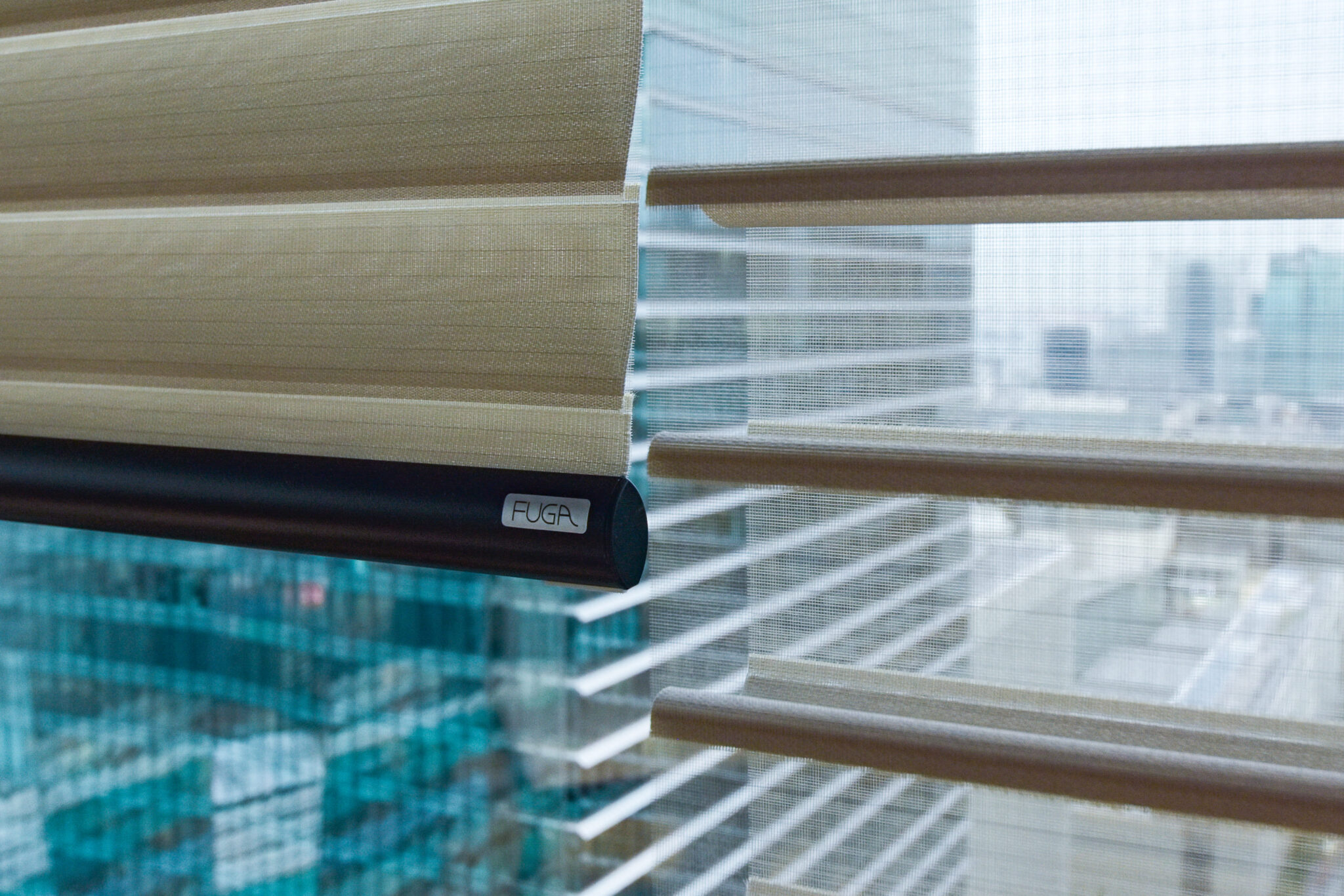 大都会を移す美窓辺に（BREEZE OF TOKYO）